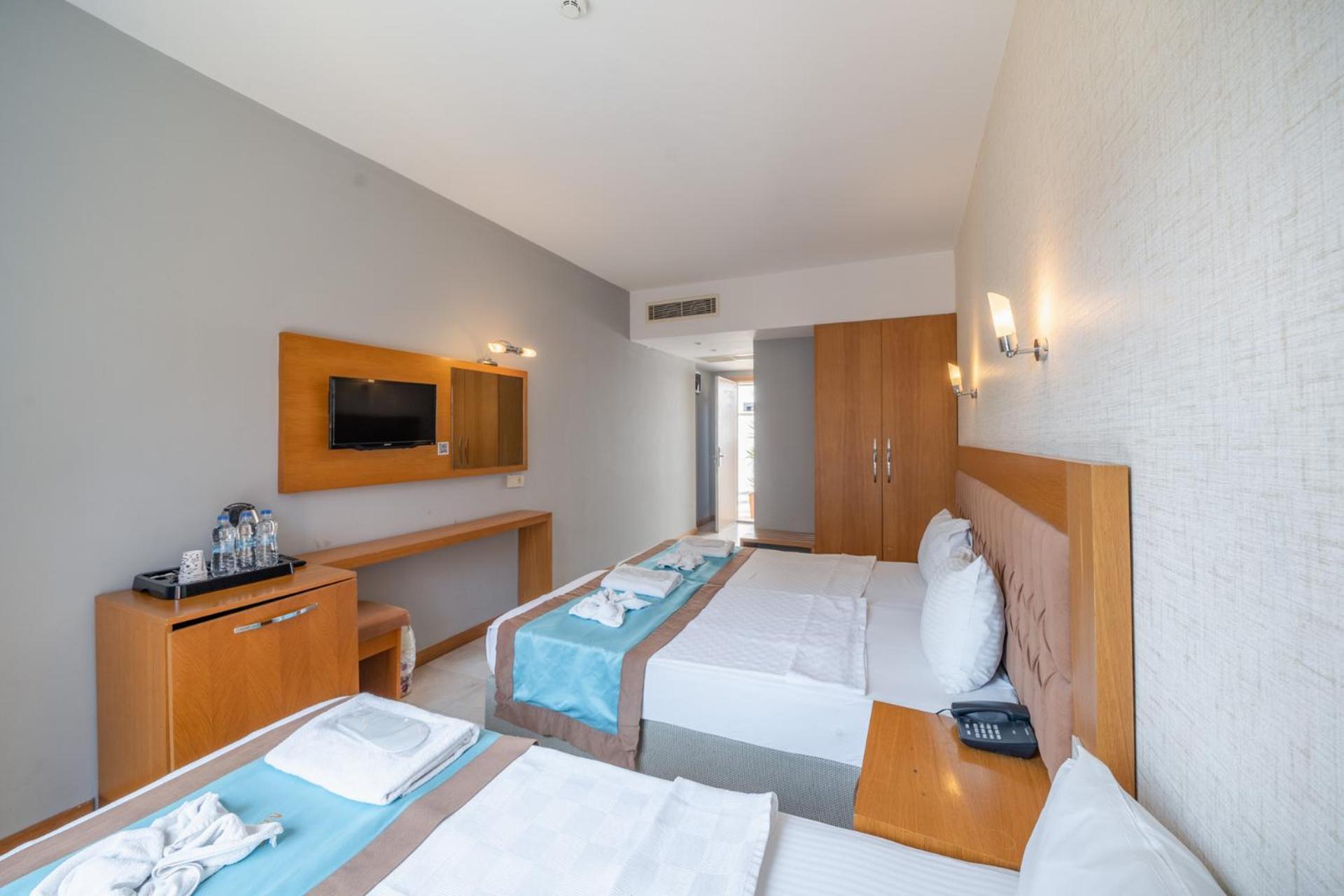 Majeste Hotel Bodrum Gumbet ภายนอก รูปภาพ